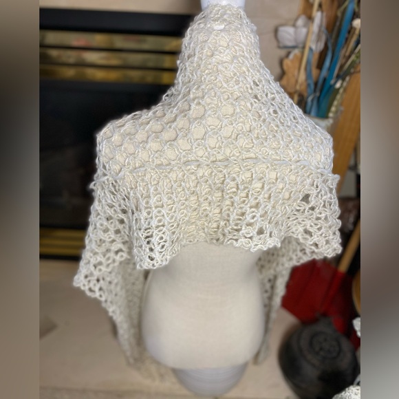 Candies Winter White loose Knit Scarf w/ golden LUREX Sparkle! STUNNING! Long OS - Picture 16 of 17